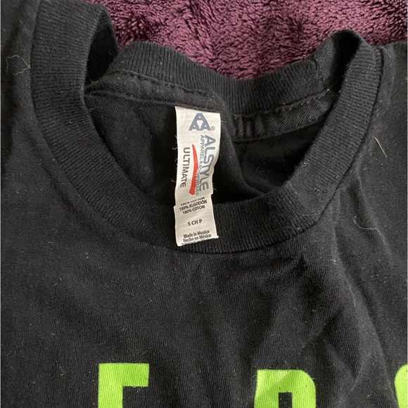 Pierce The Veil 2017 Tour Shirt Small - Picture 3 of 3